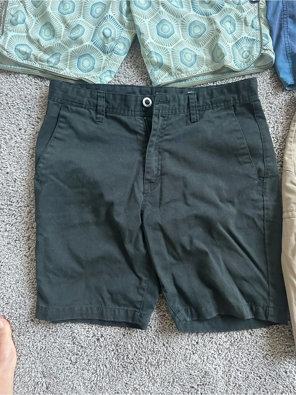 Volcom shorts entire lot